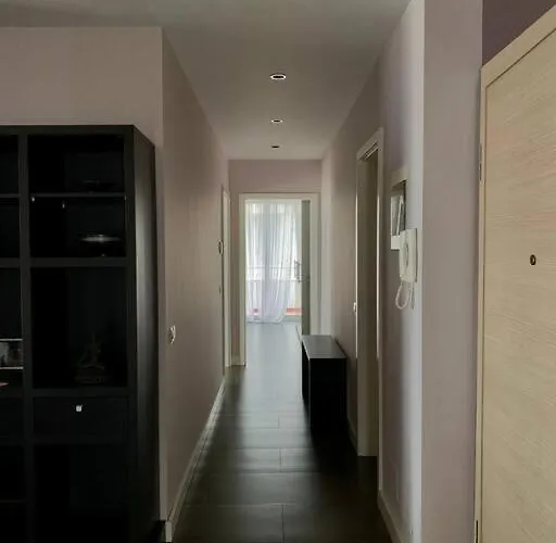 Apartment Stunning, Spacious, Beachfront In Vlore