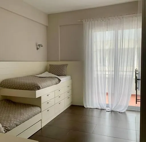 Stunning, Spacious, Beachfront In *