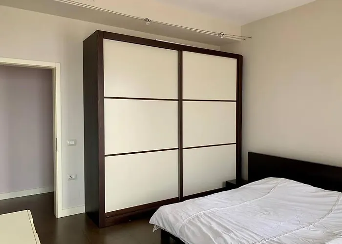 Stunning, Spacious, Beachfront In *